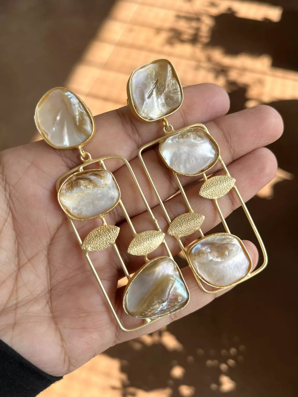 Mother of Pearl Statement Earrings✨